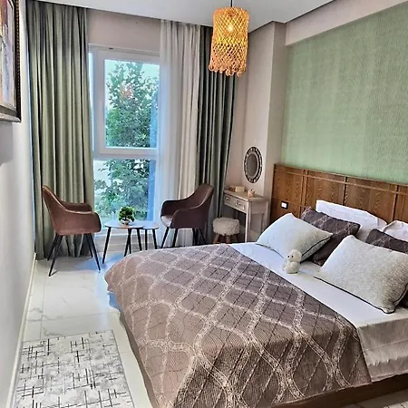 Apartamento 60 Seconds Walk To The Golem (Tirana)