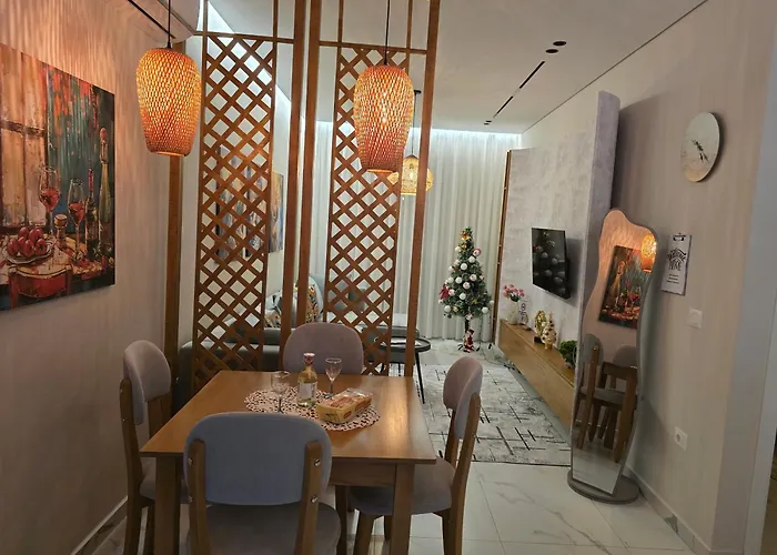 Sun-Kissed Memories, Qerret Beach Appartement